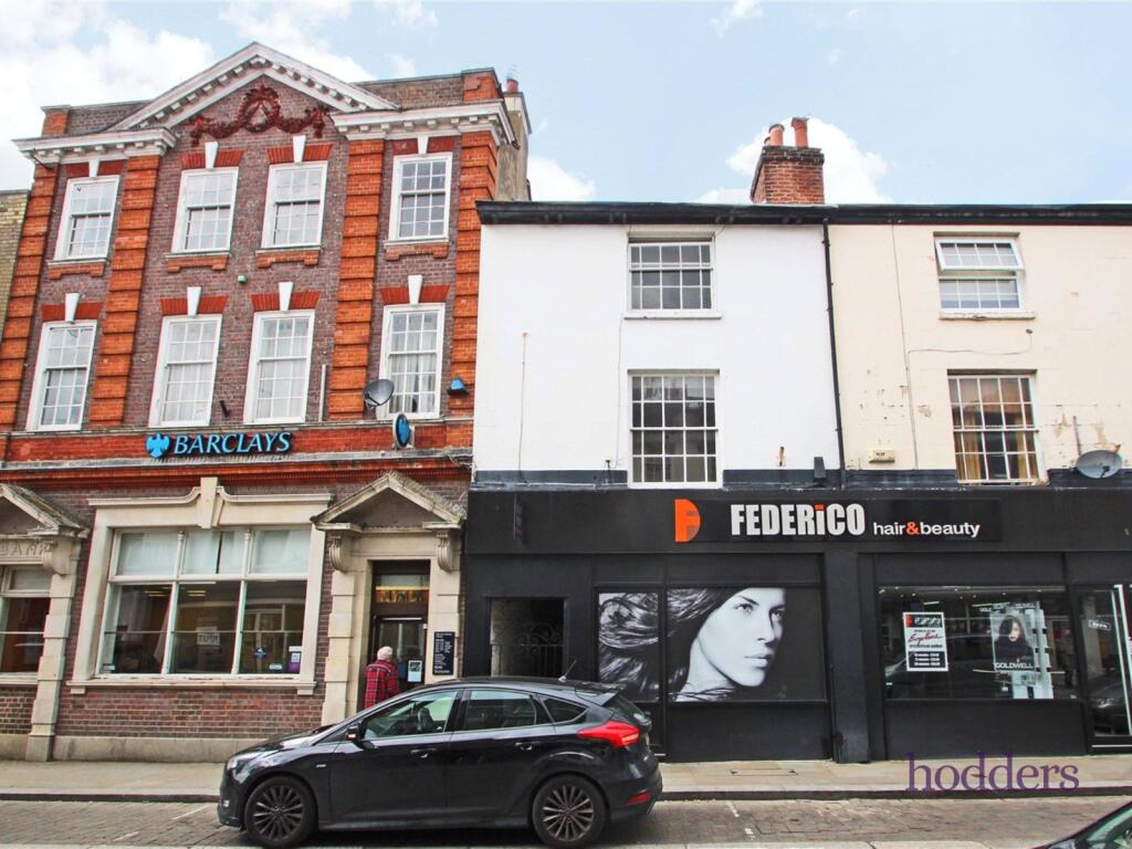 1 bed Apartment for rent in Chertsey. From Hodders - Chertsey 1 bed Apartment for rent in Chertsey. From Hodders - Chertsey