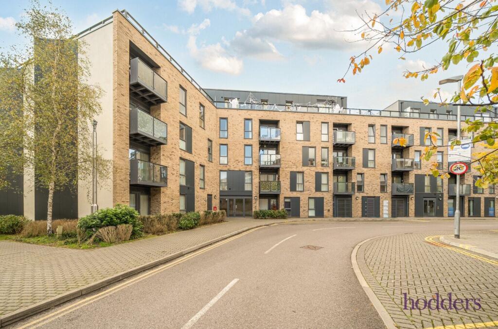 2 bed Apartment for rent in Addlestone. From Hodders - Chertsey