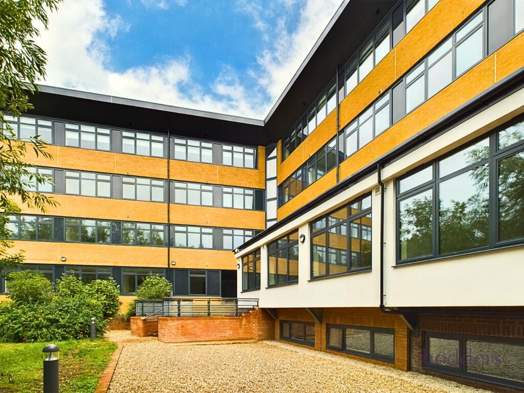 1 bed Apartment for rent in Staines-upon-Thames. From Hodders - Chertsey
