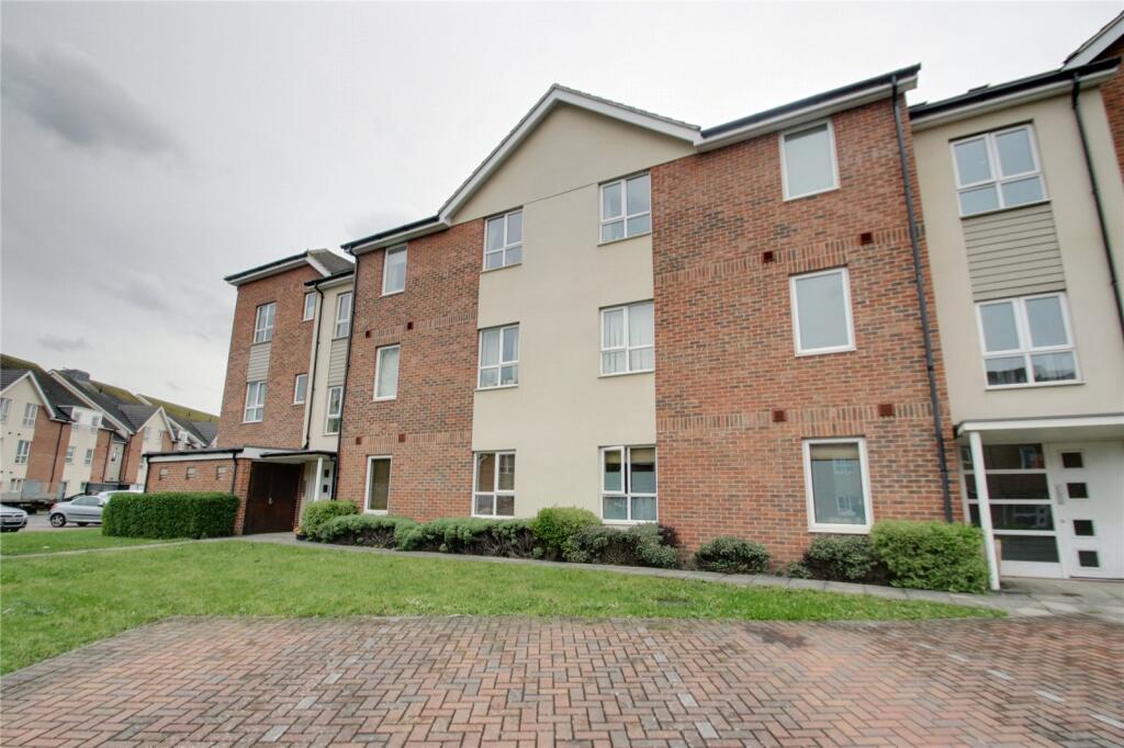 1 bed Apartment for rent in Addlestone. From Hodders - Chertsey