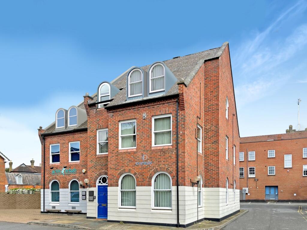 1 bed Apartment for rent in Chertsey. From Hodders - Chertsey