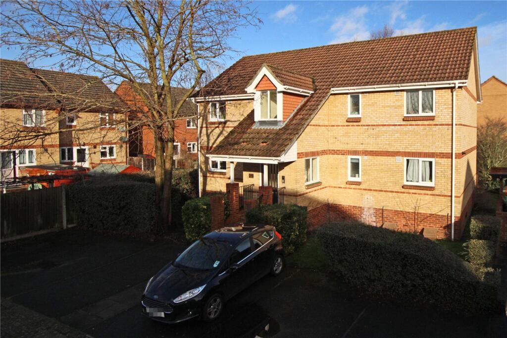 1 bed Apartment for rent in Egham. From Hodders - Chertsey