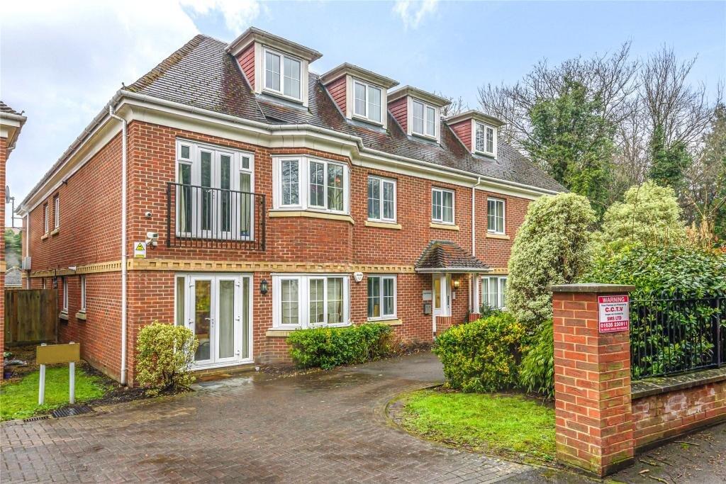 2 bed Apartment for rent in Addlestone. From Hodders - Chertsey 2 bed Apartment for rent in Addlestone. From Hodders - Chertsey