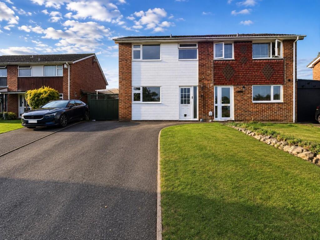 3 bed Semi Detached for rent in Dursley. From Hunters - Dursley