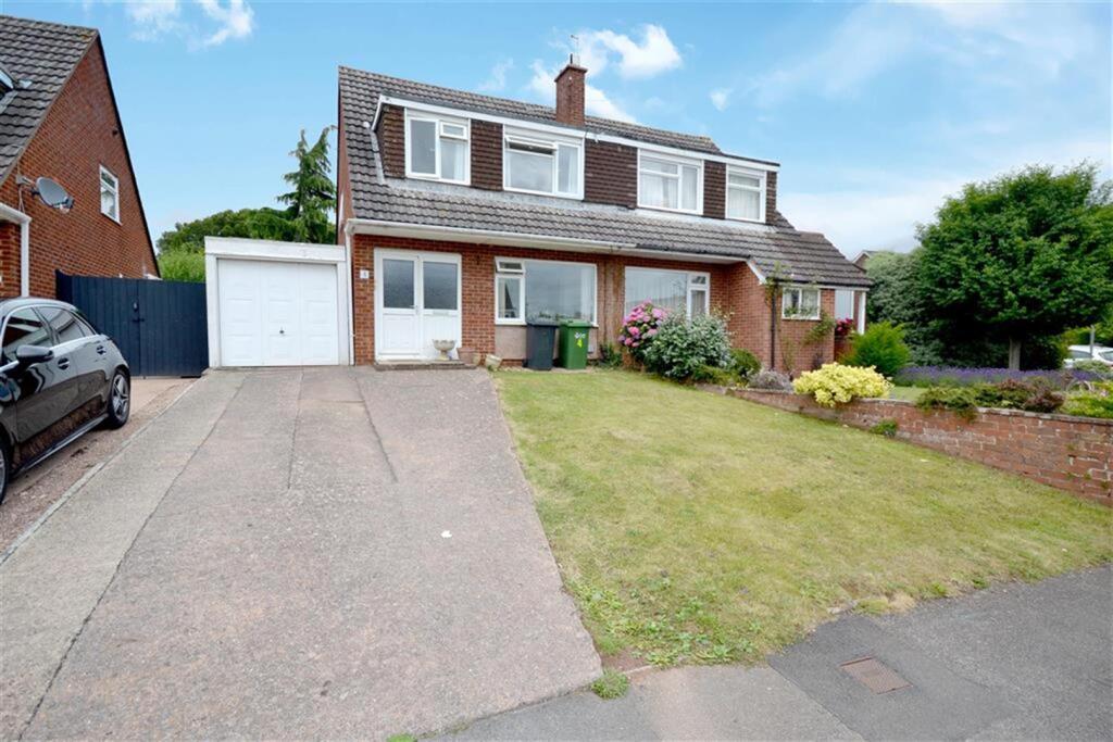 3 bed Semi Detached for rent in Exeter. From Hunters - Exeter 3 bed Semi Detached for rent in Exeter. From Hunters - Exeter