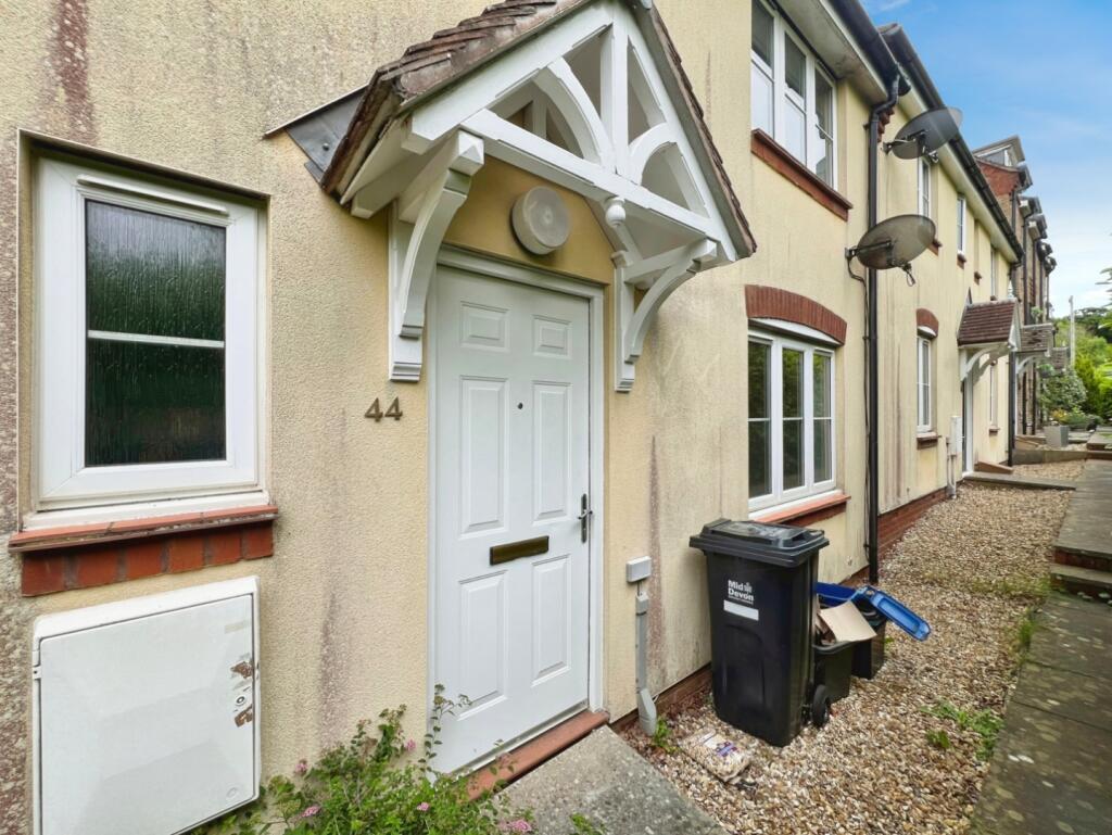 3 bed Mid Terraced House for rent in Copplestone. From Hunters - Exeter 3 bed Mid Terraced House for rent in Copplestone. From Hunters - Exeter