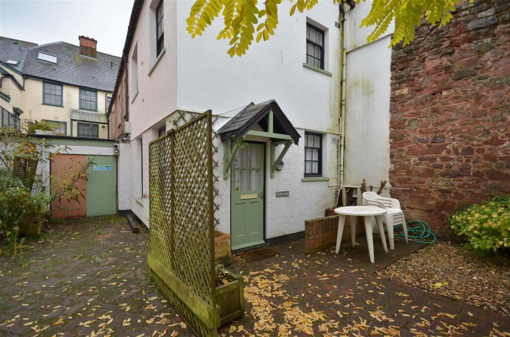 2 bed Mid Terraced House for rent in Exeter. From Hunters - Exeter