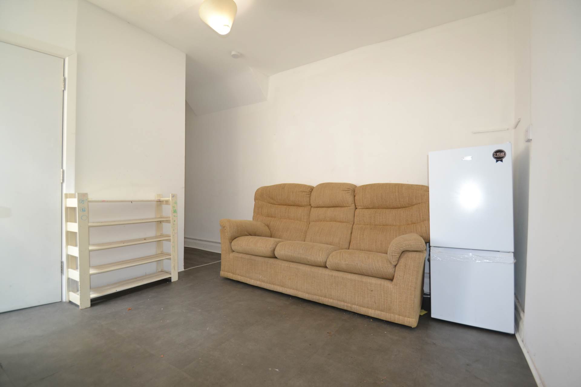 2 bed Flat for rent in London. From Sutherland Estates
