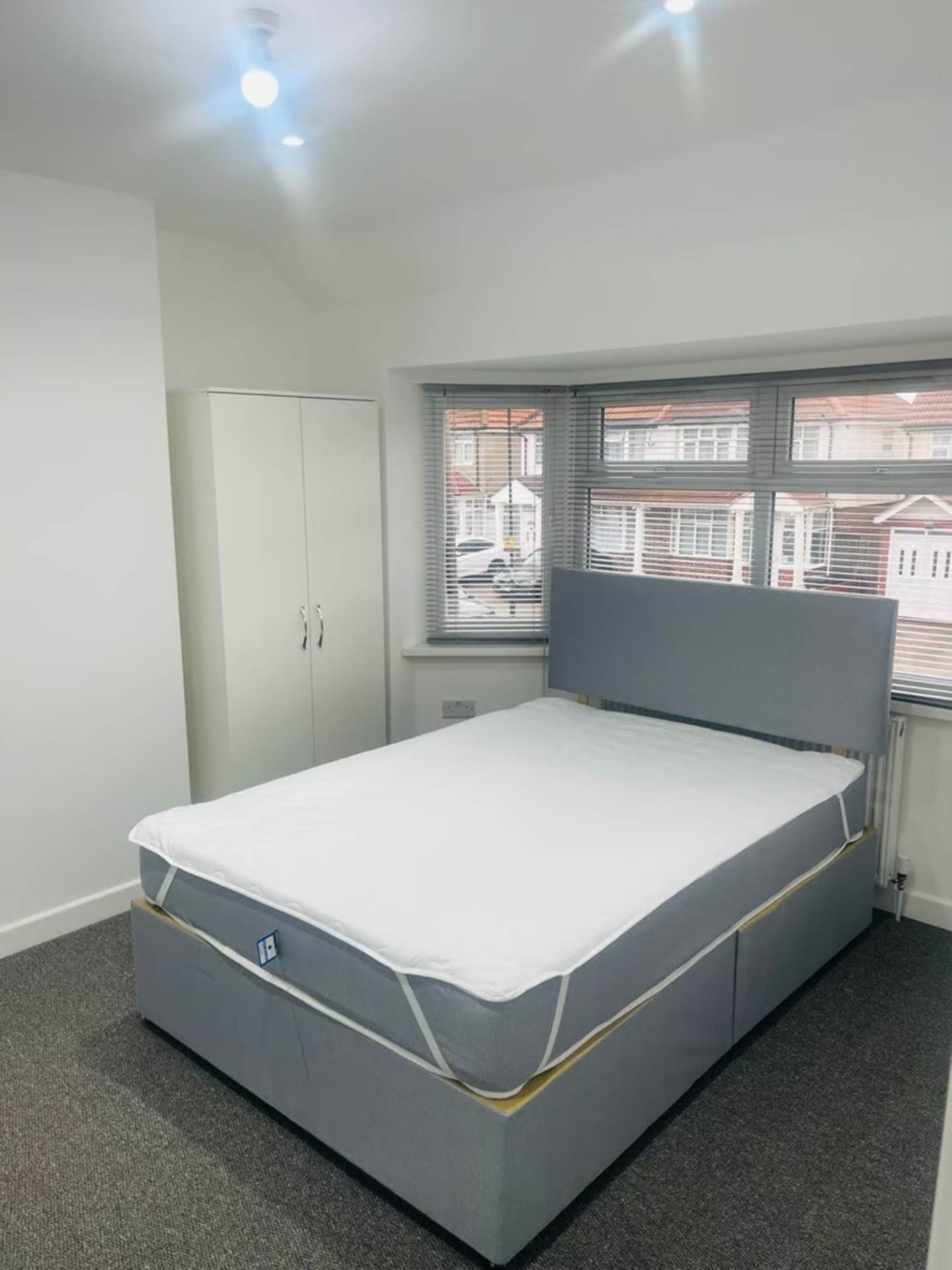 4 bed Room for rent in Hounslow. From Sutherland Estates