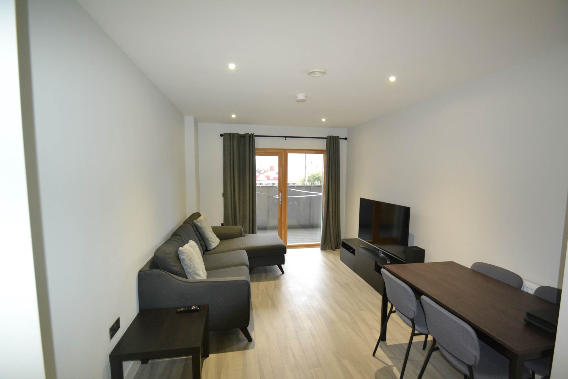 1 bed Apartment for rent in Southall. From Sutherland Estates