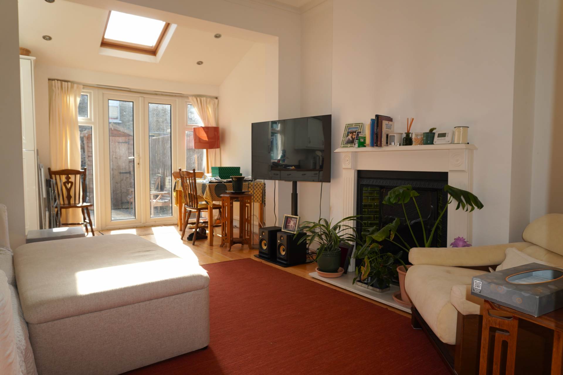 2 bed End of Terrace for rent in London. From Sutherland Estates