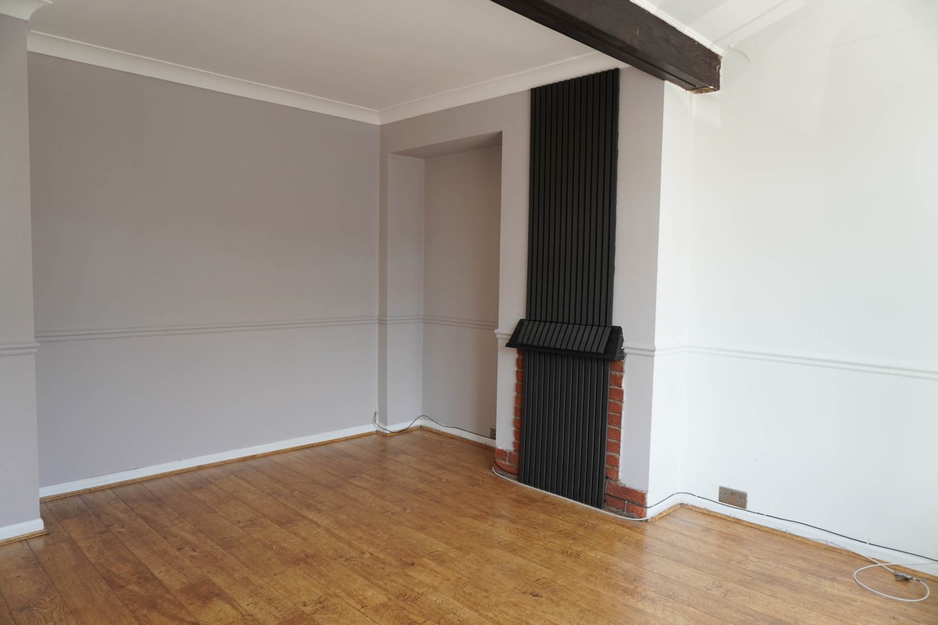 3 bed End of Terrace for rent in London. From Sutherland Estates