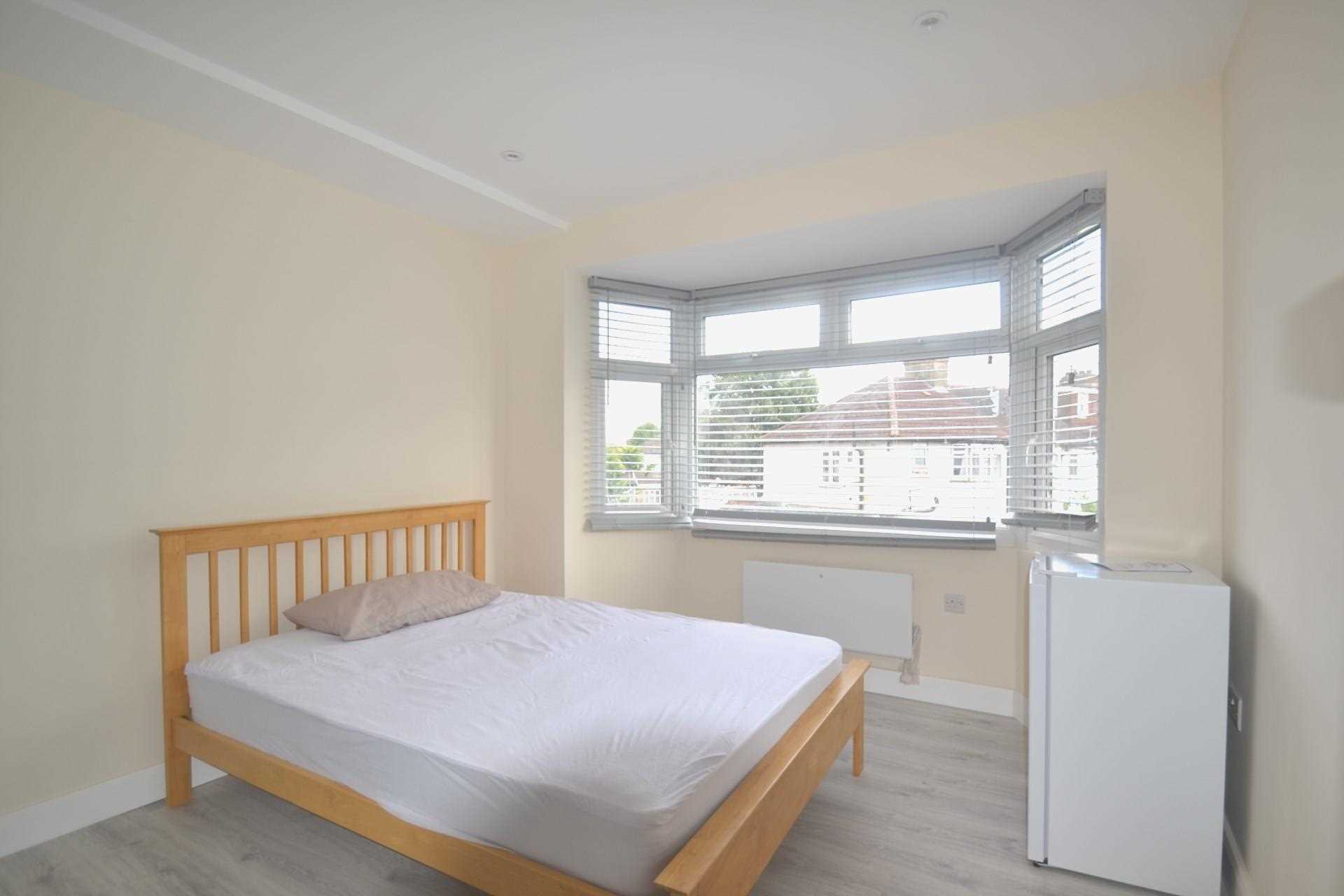 1 bed House Share for rent in Greenford. From Sutherland Estates