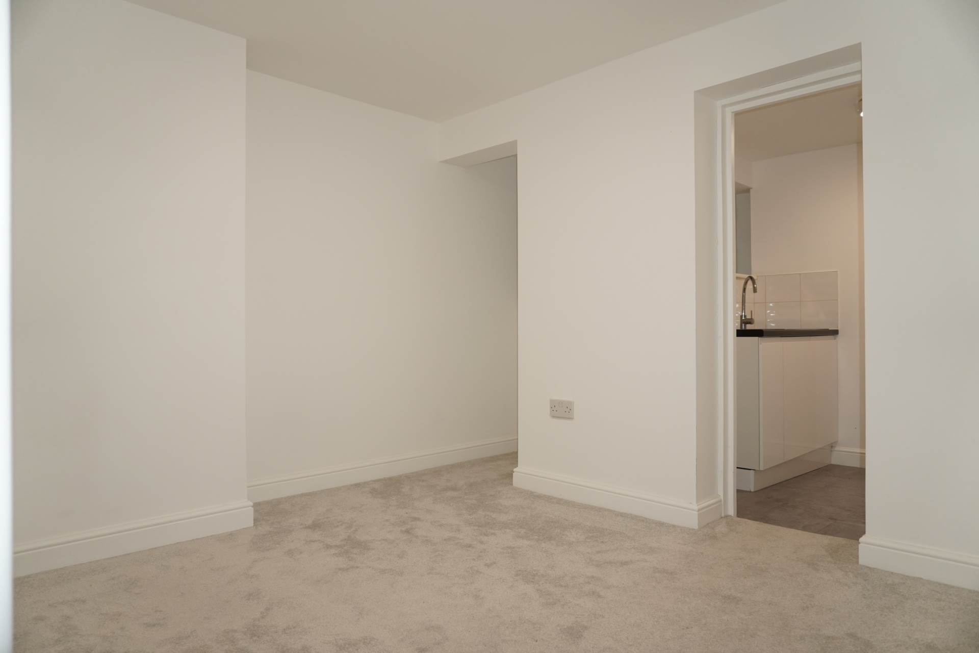 1 bed House Share for rent in London. From Sutherland Estates