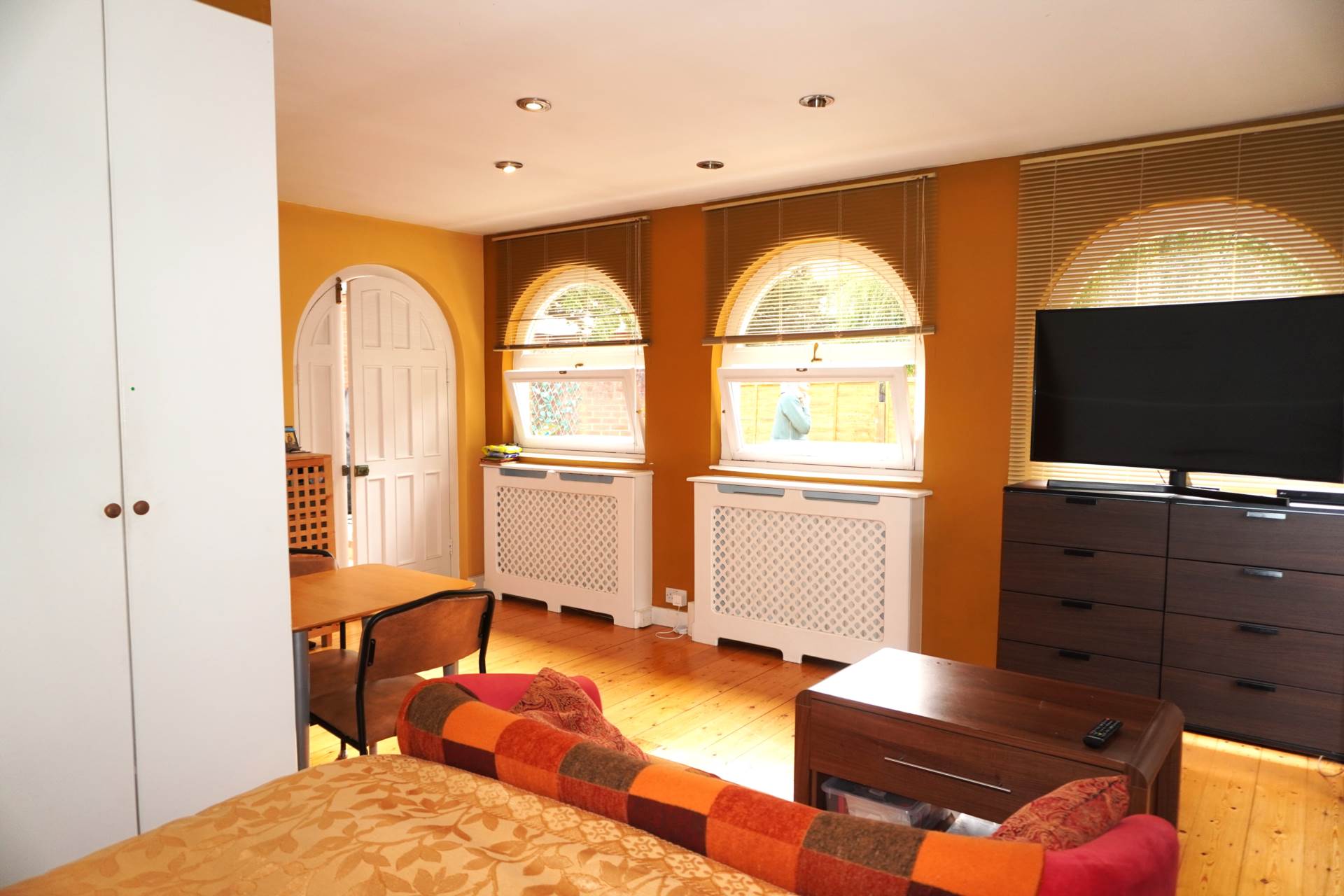 1 bed Studio for rent in London. From Sutherland Estates