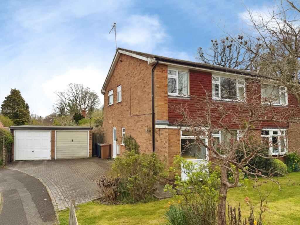 3 bed Semi Detached for rent in Ashford. From Hunters - Folkestone