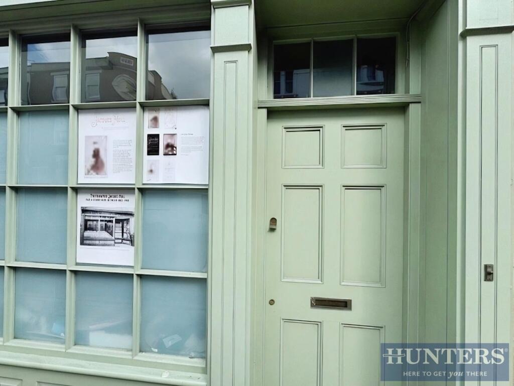 2 bed 1st Floor Flat for rent in Chatham. From Hunters - Folkestone