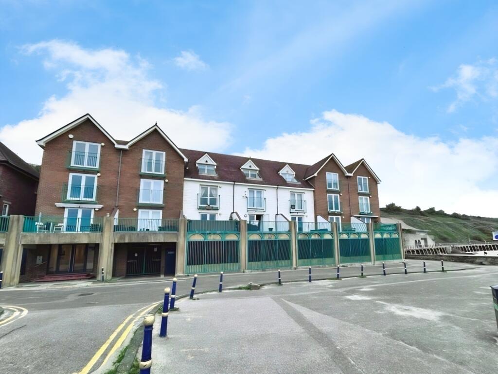 1 bed 1st Floor Flat for rent in Folkestone. From Hunters - Folkestone 1 bed 1st Floor Flat for rent in Folkestone. From Hunters - Folkestone