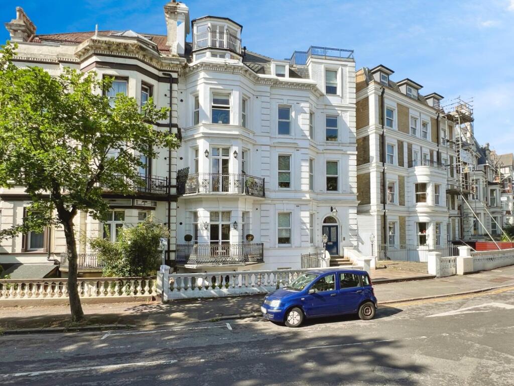 2 bed 1st Floor Flat for rent in Folkestone. From Hunters - Folkestone