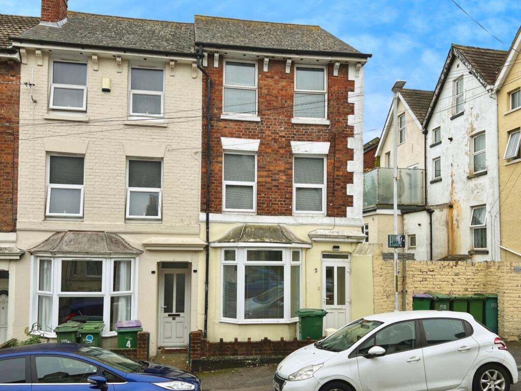 4 bed End of Terrace for rent in Folkestone. From Hunters - Folkestone