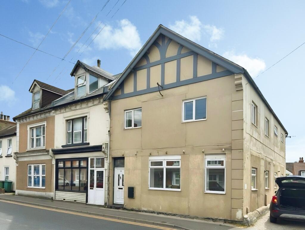 3 bed End of Terrace for rent in Hythe. From Hunters - Folkestone
