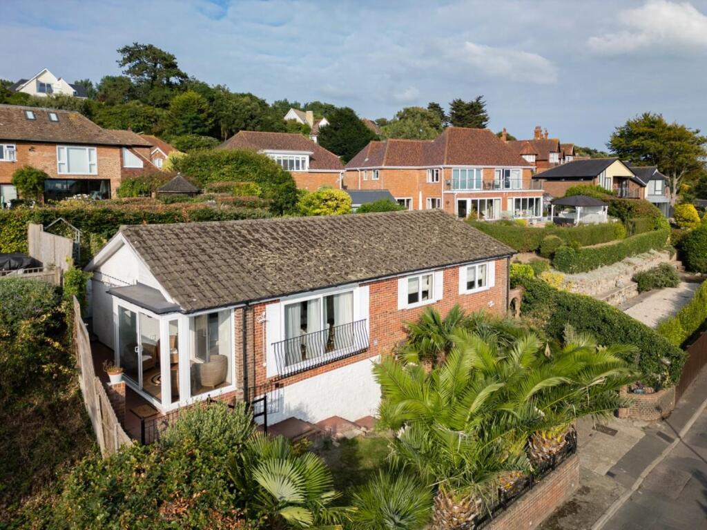 3 bed Annexe for rent in Hythe. From Hunters - Folkestone