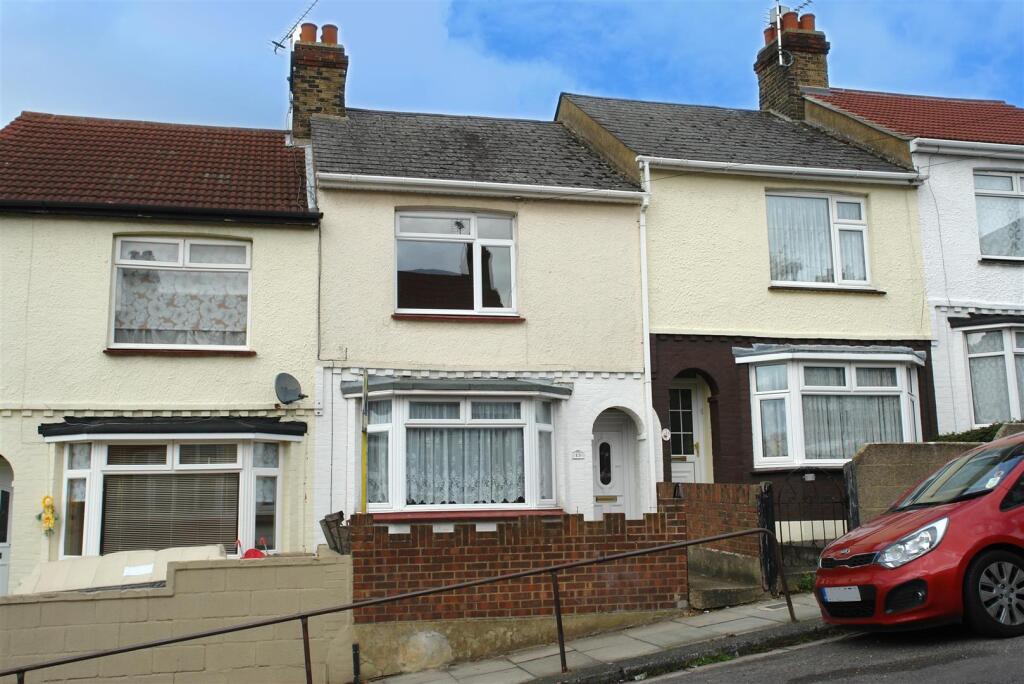 2 bed Mid Terraced House for rent in Chatham. From Hunters - Folkestone