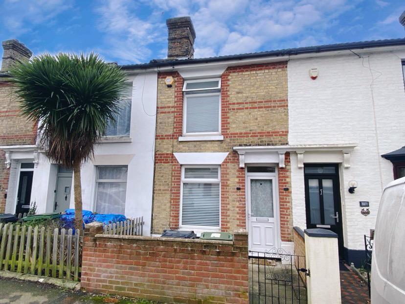 2 bed Mid Terraced House for rent in Maidstone. From Hunters - Folkestone 2 bed Mid Terraced House for rent in Maidstone. From Hunters - Folkestone