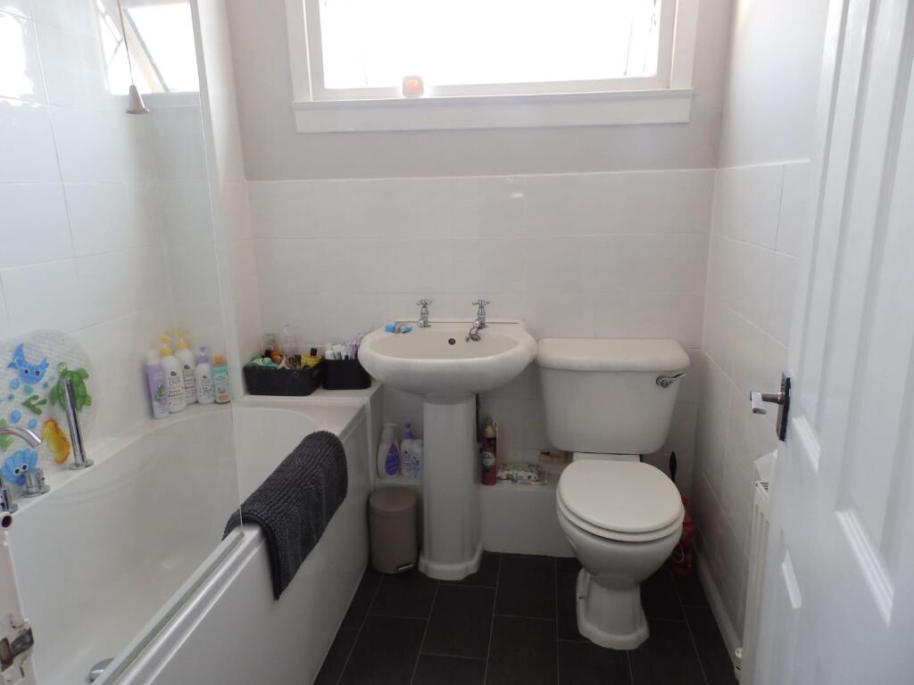 3 bed Detached for rent in Ellesmere Port. From Hunters - Little Sutton 3 bed Detached for rent in Ellesmere Port. From Hunters - Little Sutton