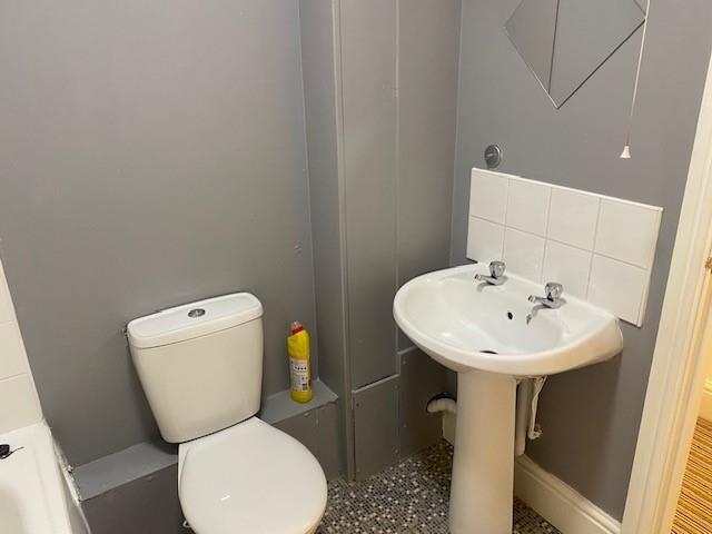 4 bed 1st Floor Flat for rent in Childer Thornton. From Hunters - Little Sutton 4 bed 1st Floor Flat for rent in Childer Thornton. From Hunters - Little Sutton