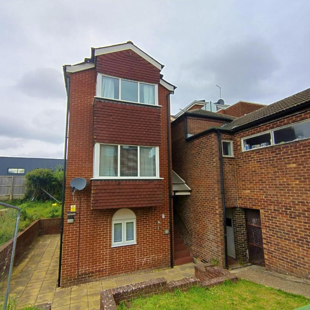 2 bed Apartment for rent in Southampton. From Hunters - Netley Abbey