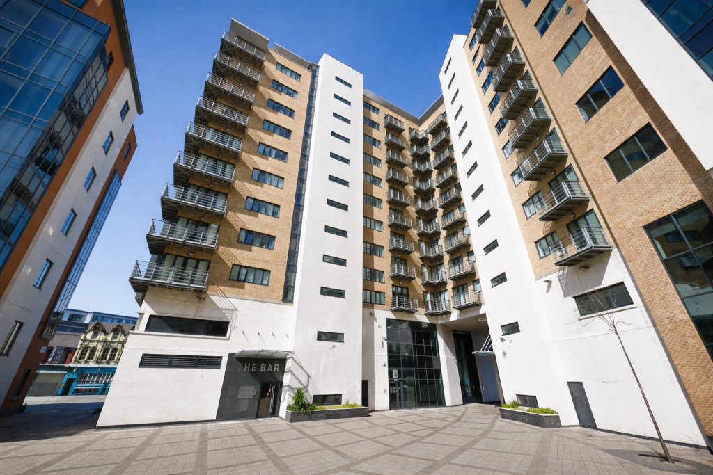 2 bed Penthouse for rent in Newcastle upon Tyne. From Hunters - Newcastle 2 bed Penthouse for rent in Newcastle upon Tyne. From Hunters - Newcastle