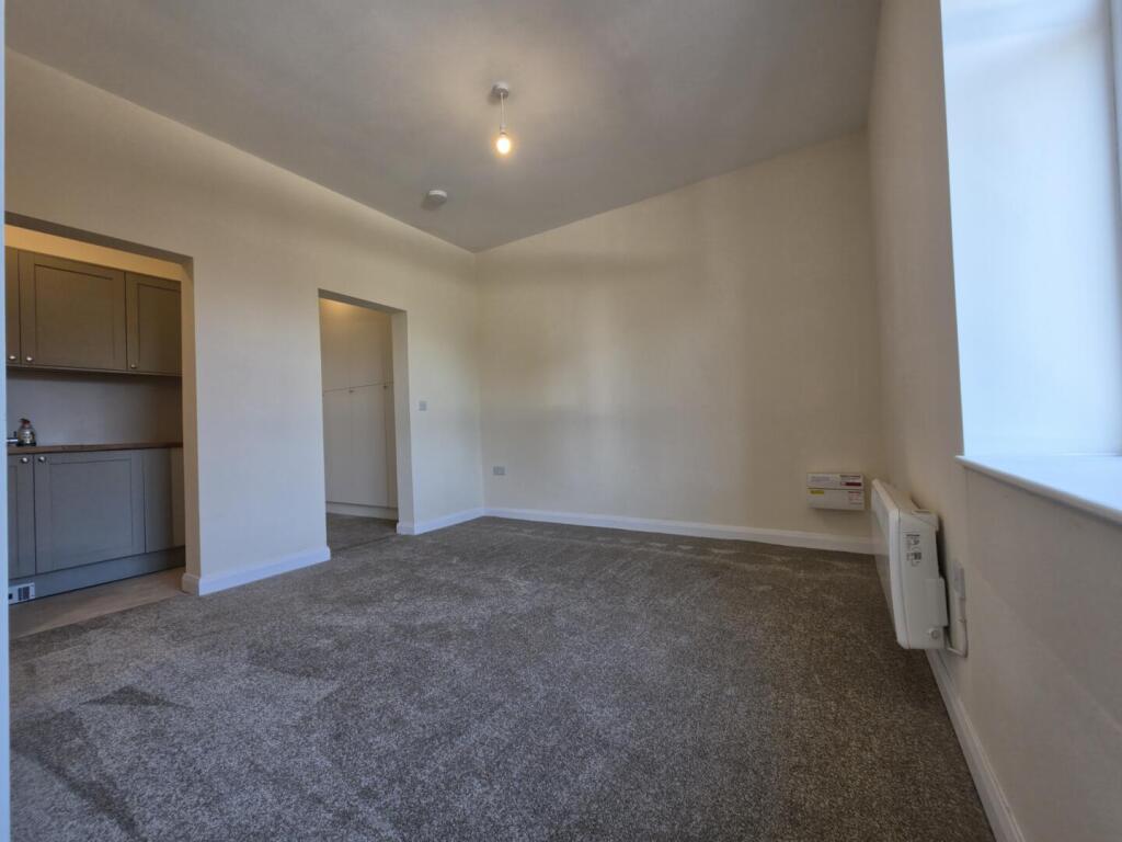 1 bed 1st Floor Flat for rent in Oldham. From Hunters - Oldham 1 bed 1st Floor Flat for rent in Oldham. From Hunters - Oldham