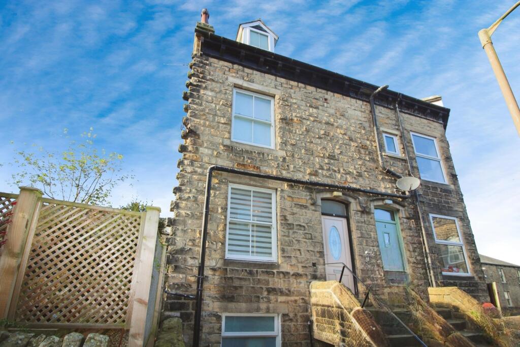 2 bed Duplex for rent in Ilkley. From Hunters - Otley & Ilkley