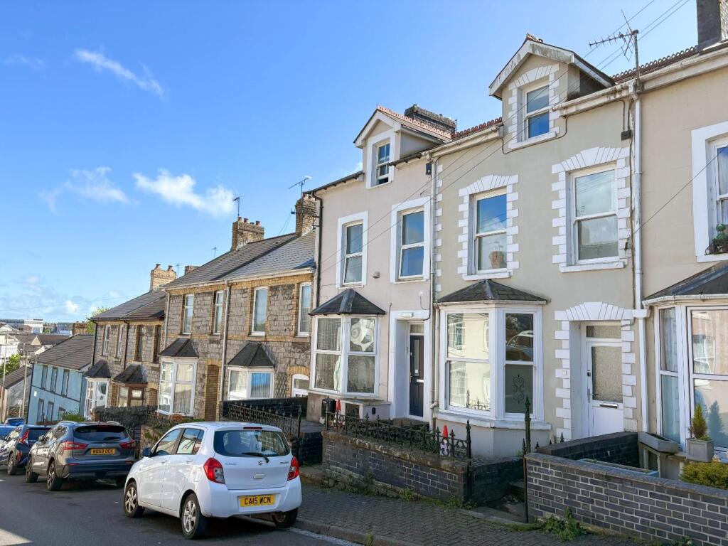 2 bed 1st Floor Flat for rent in Bridgend. From Hunters - Pencoed 2 bed 1st Floor Flat for rent in Bridgend. From Hunters - Pencoed