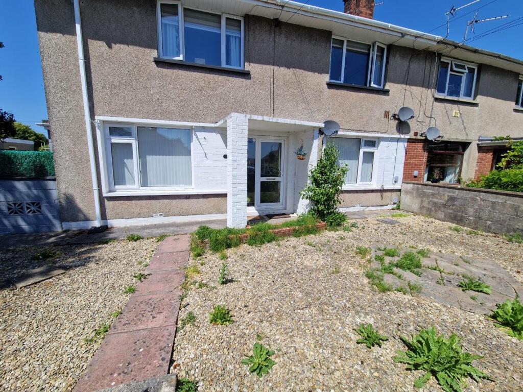 2 bed 1st Floor Flat for rent in Pencoed. From Hunters - Pencoed