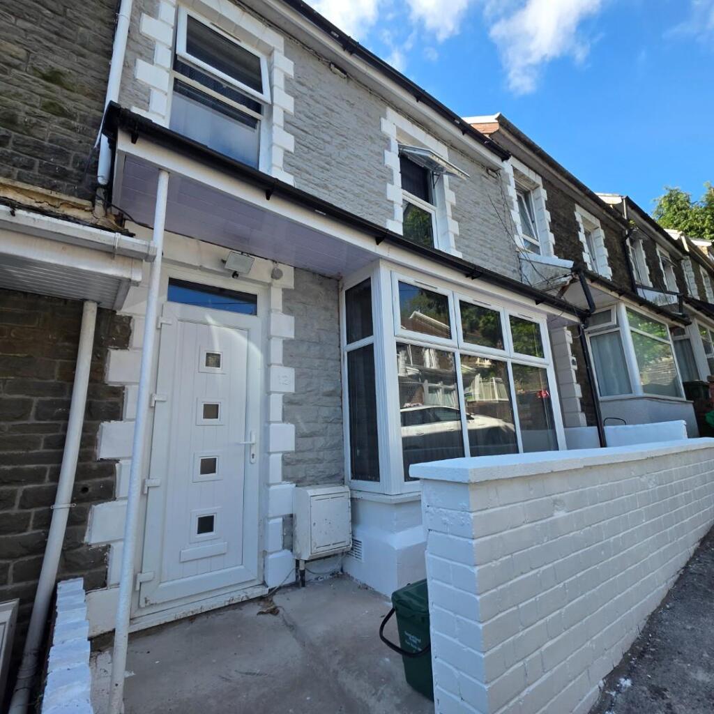 1 bed 1st Floor Flat for rent in Pen-y-coedcae. From Hunters - Pencoed