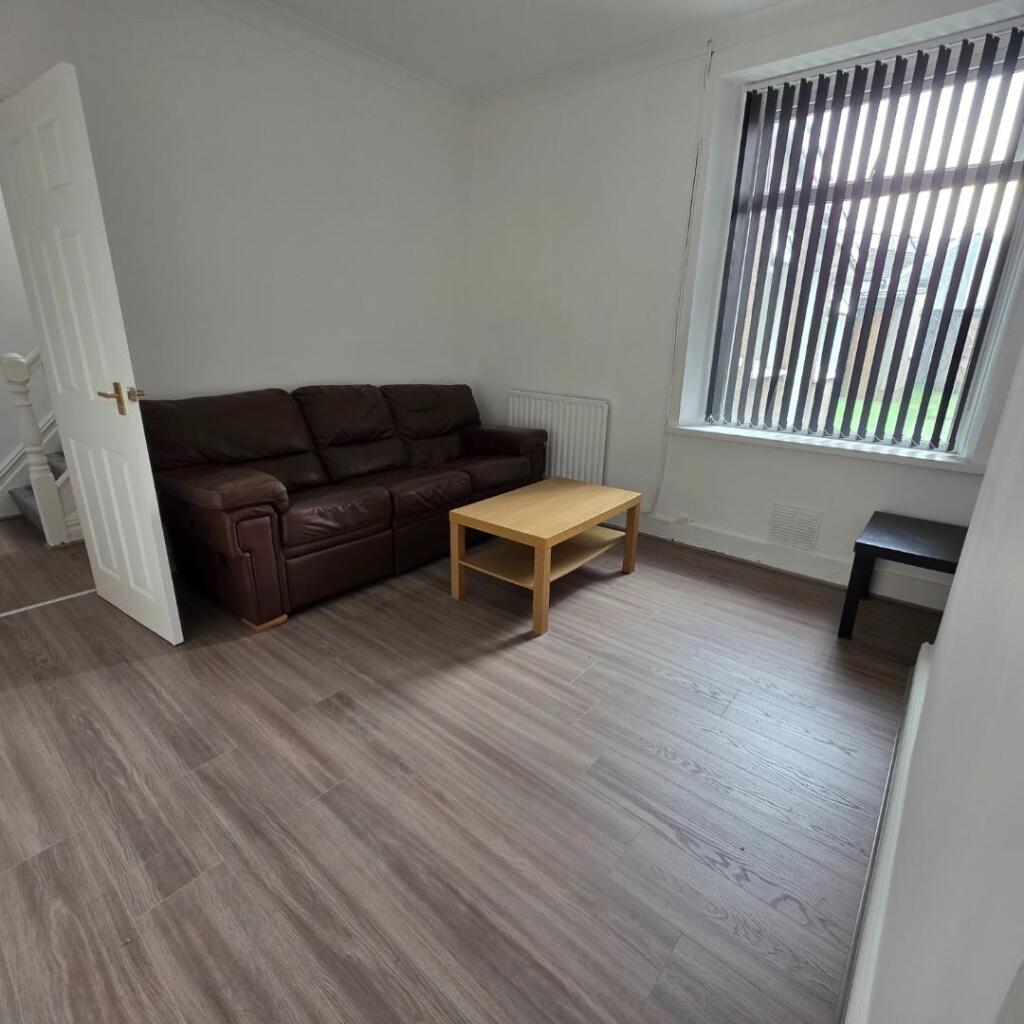 4 bed Mid Terraced House for rent in Pontypridd. From Hunters - Pencoed