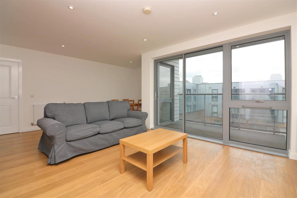 2 bed Apartment for rent in London. From Franklyn James - Limehouse and Wapping