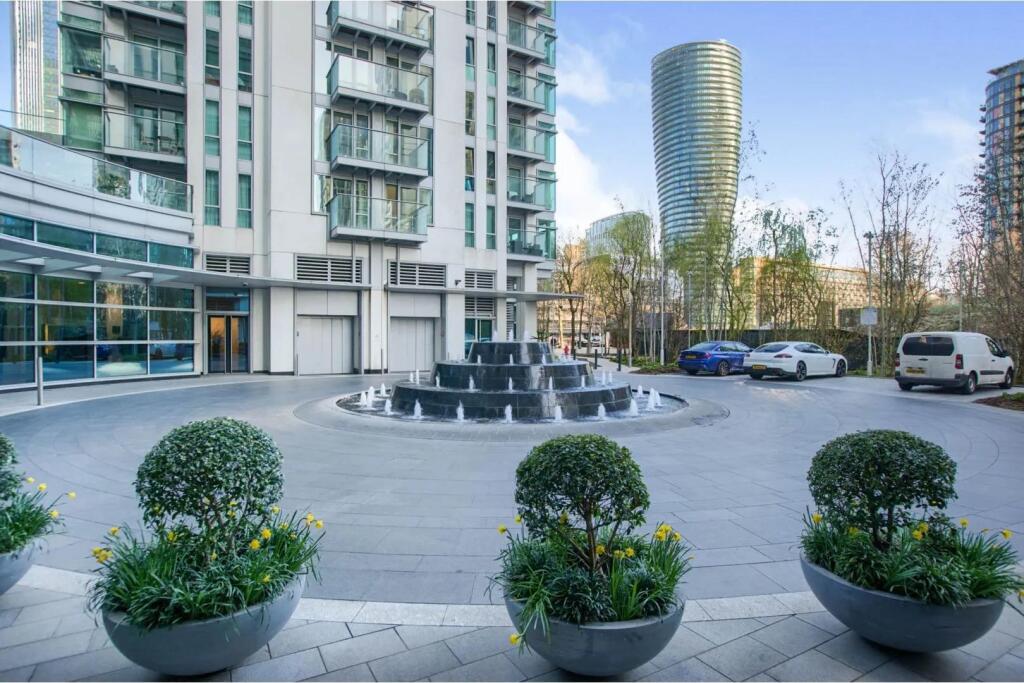 4 bed Studio for rent in Poplar. From Franklyn James - Limehouse and Wapping