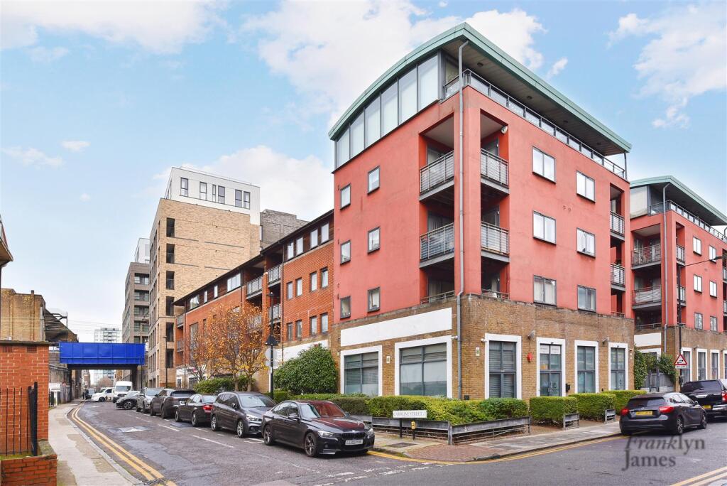 1 bed Apartment for rent in Stepney. From Franklyn James - Limehouse and Wapping