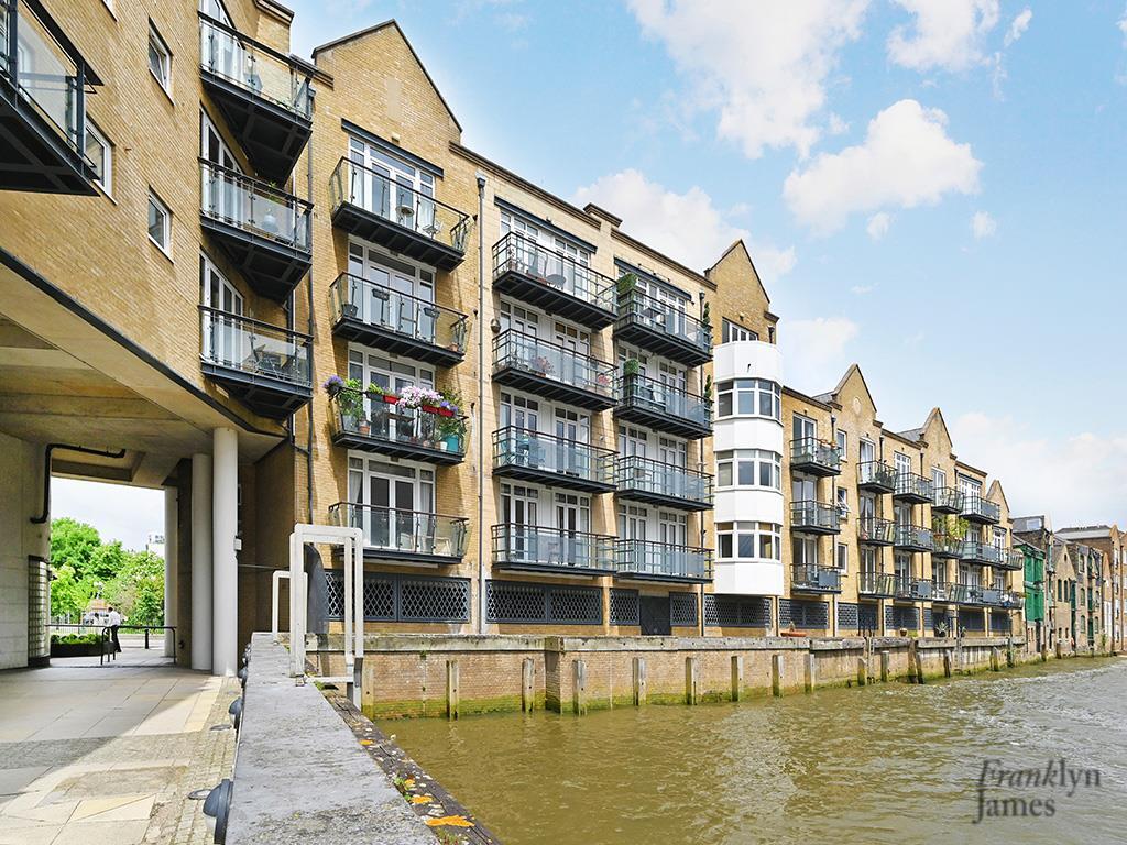 2 bed Apartment for rent in Poplar. From Franklyn James - Limehouse and Wapping