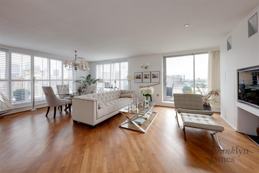 2 bed Apartment for rent in Poplar. From Franklyn James - Limehouse and Wapping 2 bed Apartment for rent in Poplar. From Franklyn James - Limehouse and Wapping