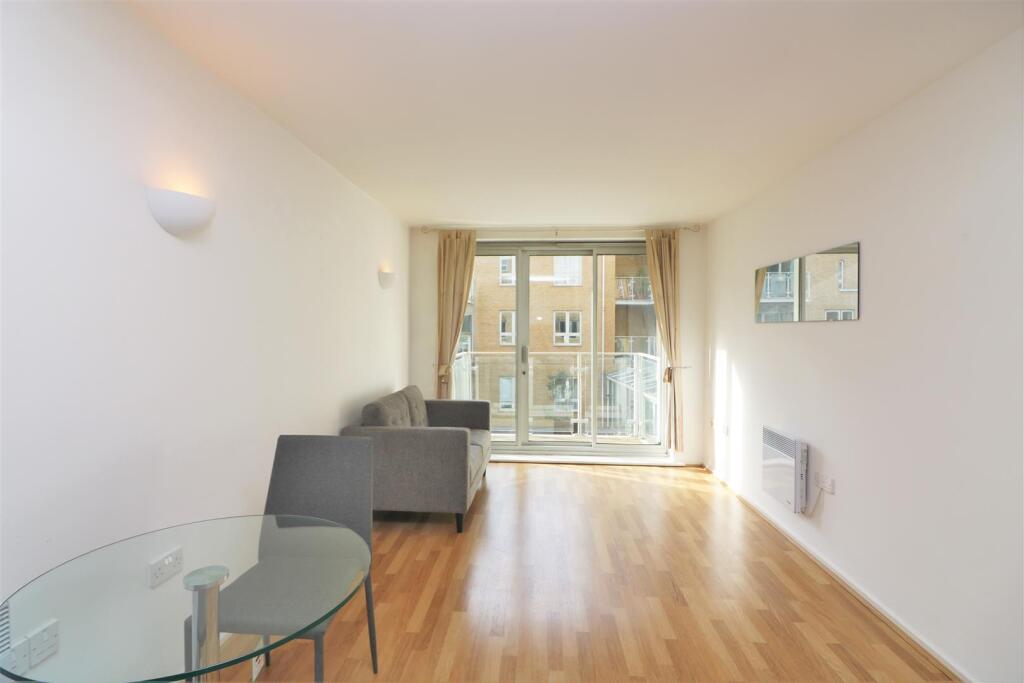 1 bed Apartment for rent in Poplar. From Franklyn James - Limehouse and Wapping 1 bed Apartment for rent in Poplar. From Franklyn James - Limehouse and Wapping