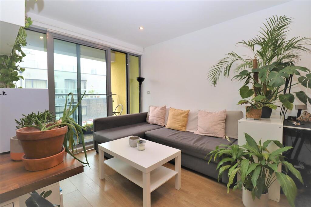 2 bed Apartment for rent in London. From Franklyn James - Limehouse and Wapping