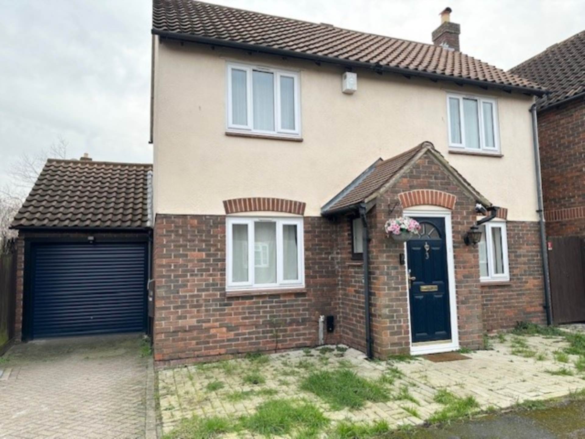 3 bed Mid Terraced House for rent in London. From Bryants Estate Agents