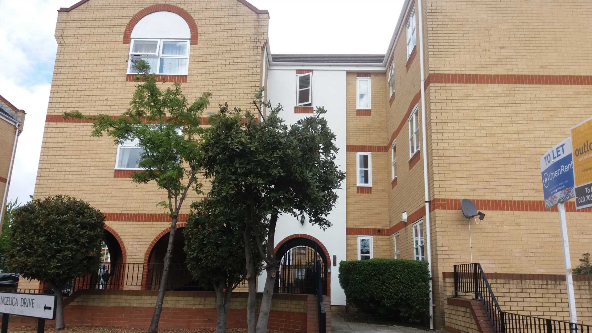 1 bed 1st Floor Flat for rent in London. From Bryants Estate Agents 1 bed 1st Floor Flat for rent in London. From Bryants Estate Agents