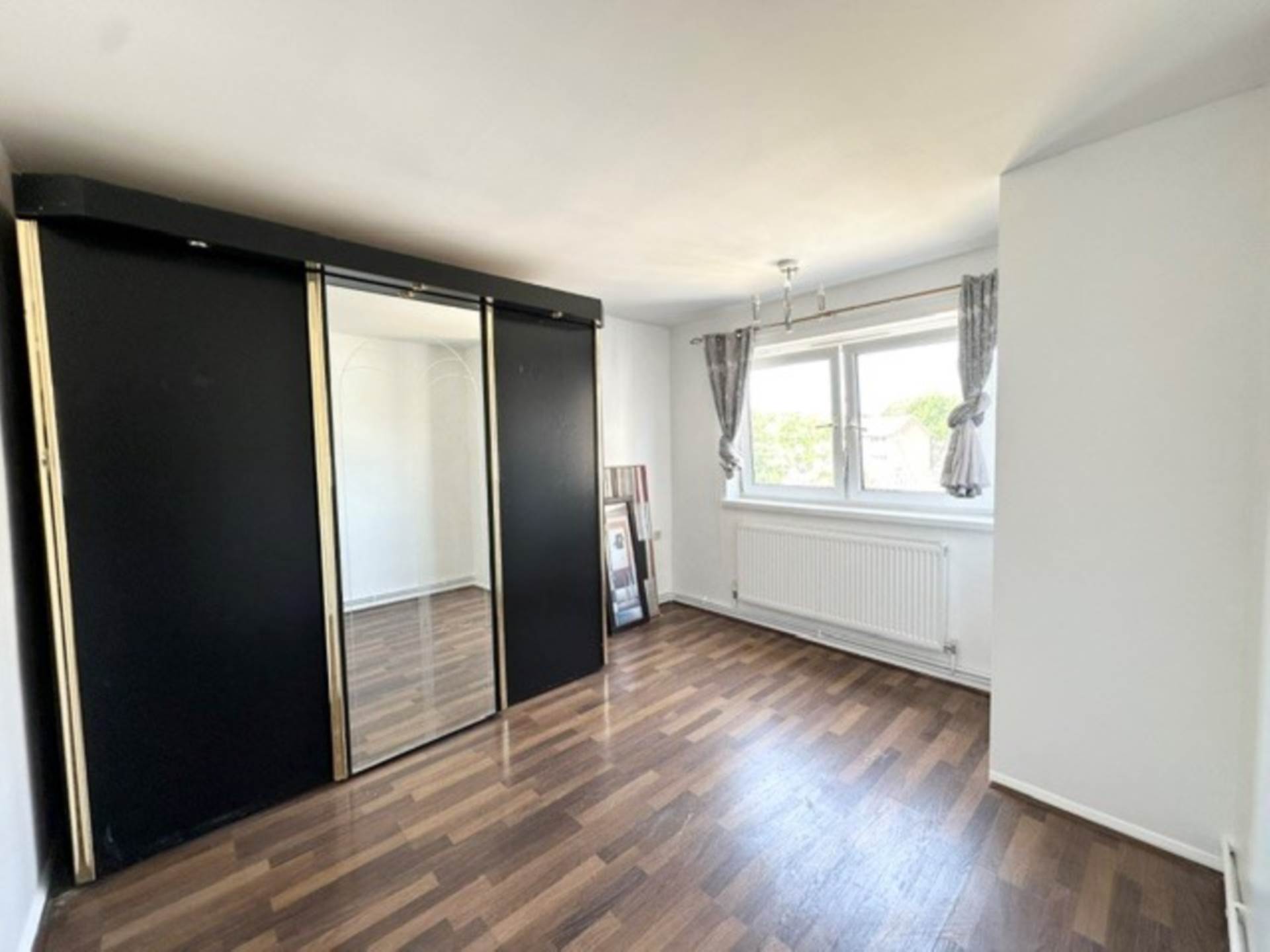 1 bed 1st Floor Flat for rent in London. From Bryants Estate Agents