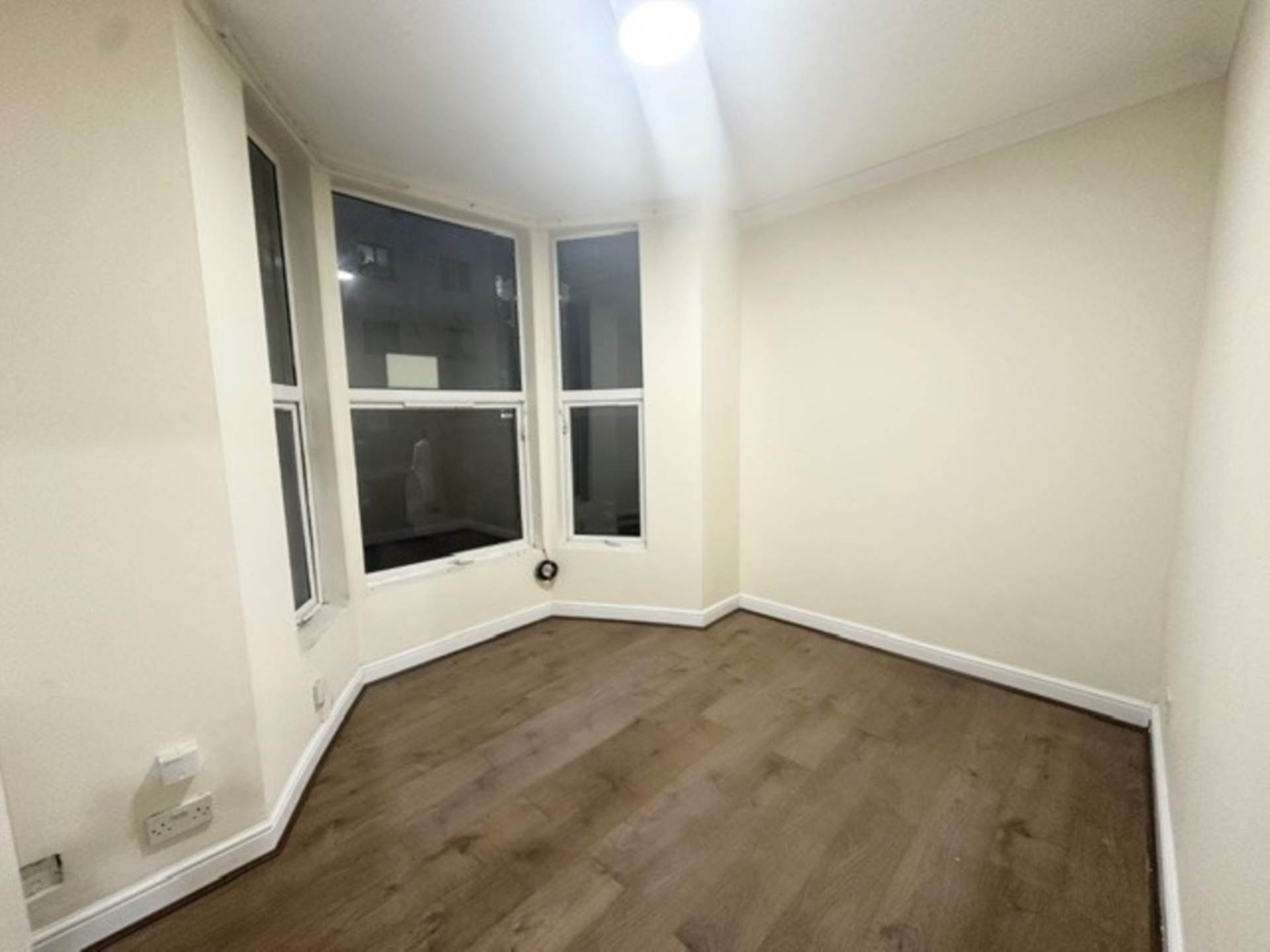 2 bed 1st Floor Flat for rent in Ilford. From Bryants Estate Agents