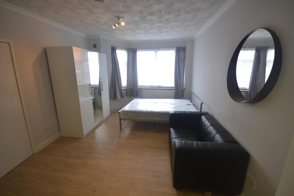 0 bed Studio for rent in Hounslow. From Hunters - Reading